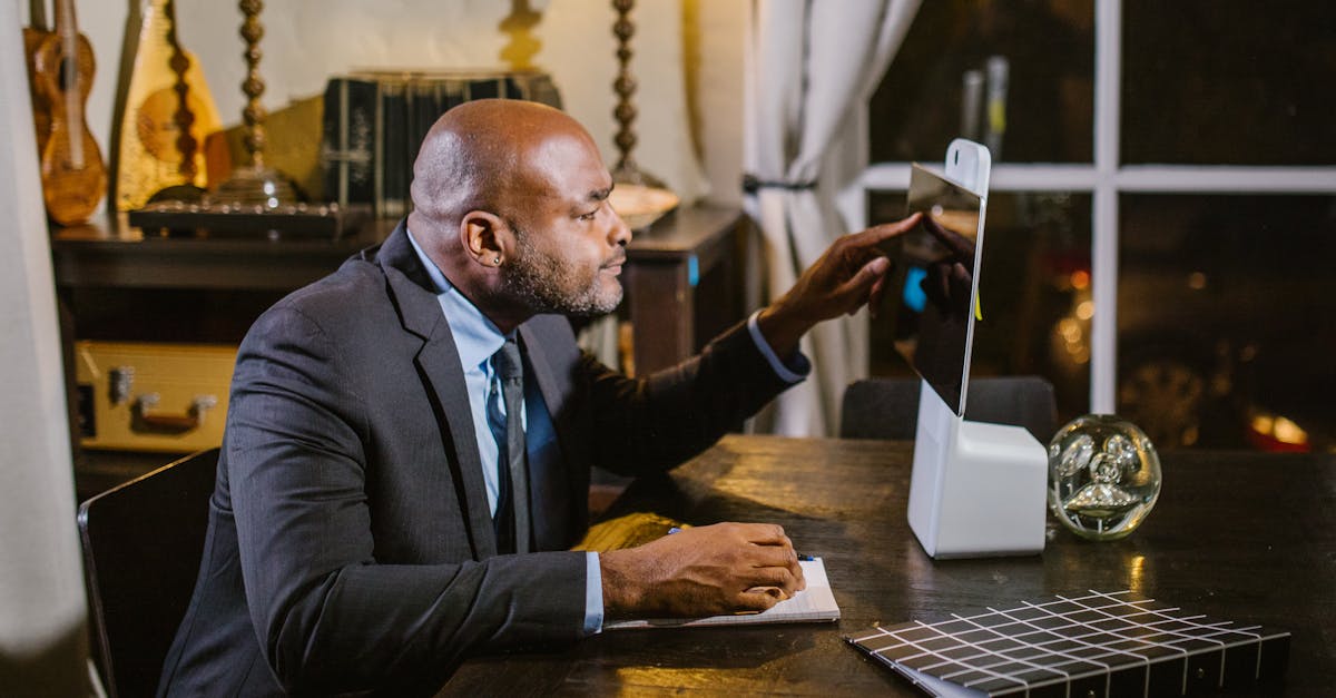 懂的通信实名账号：中小微代理记账平台